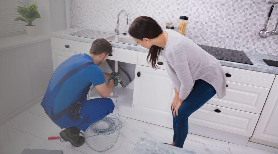 Expert burst pipe repair services in Compton, AR